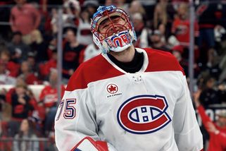 NHL | Dobeš neodvrátil porážku Montrealu v prodloužení, Carolina srovnala stav série - Sport.cz